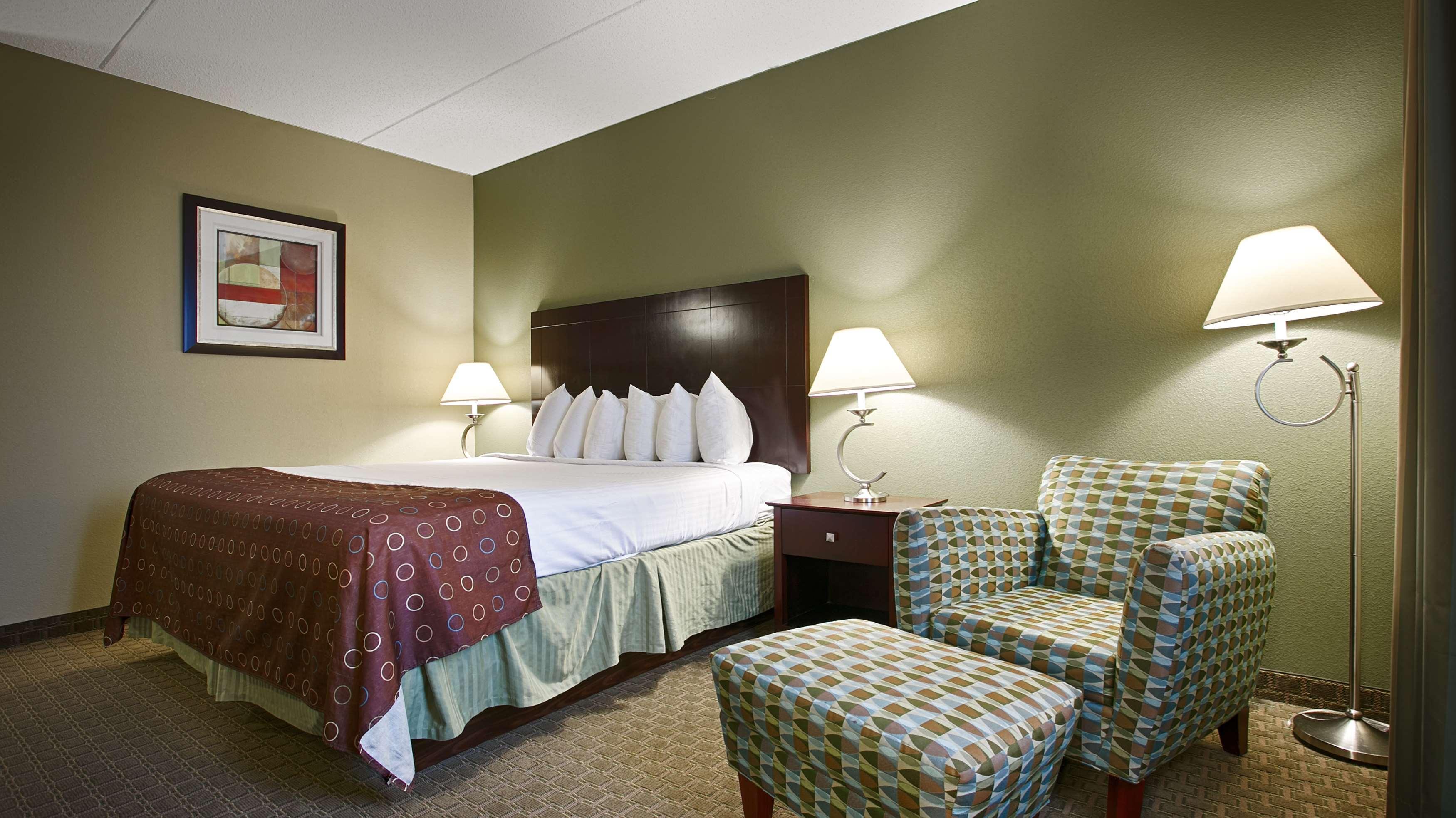 Best Western Airport Inn & Suites Cleveland Brook Park Exteriér fotografie