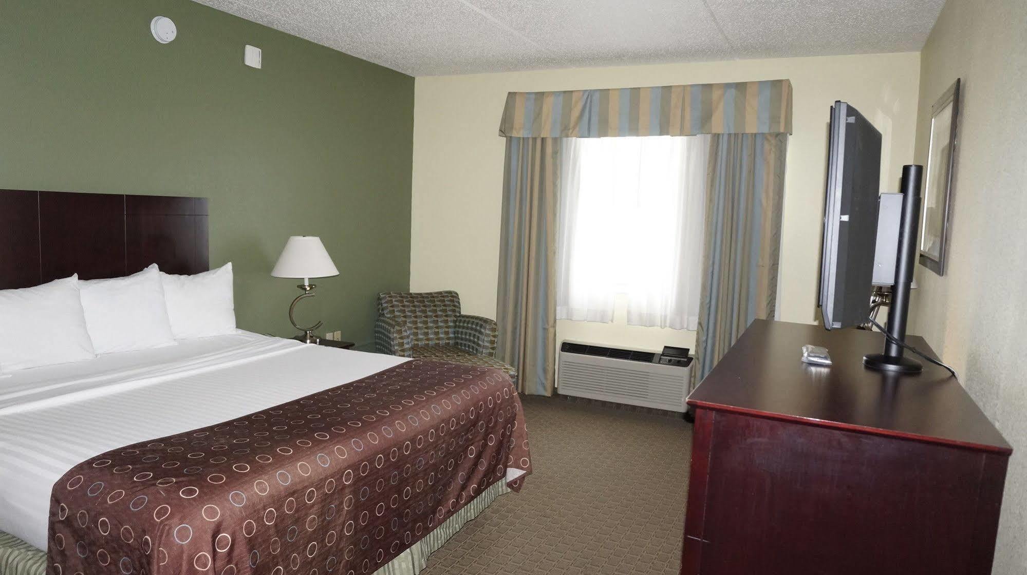 Best Western Airport Inn & Suites Cleveland Brook Park Exteriér fotografie