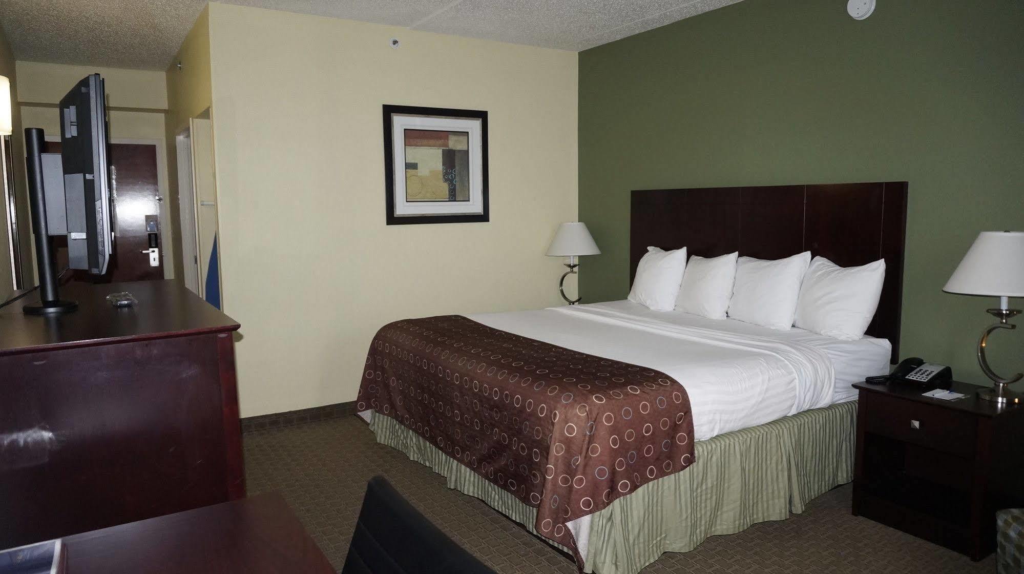 Best Western Airport Inn & Suites Cleveland Brook Park Exteriér fotografie