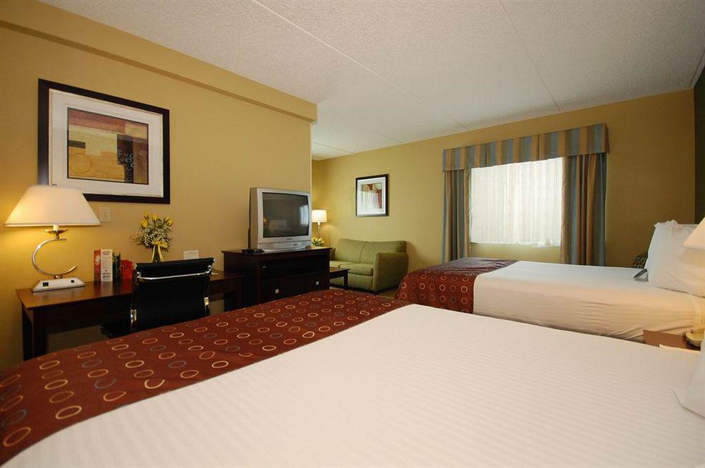 Best Western Airport Inn & Suites Cleveland Brook Park Pokoj fotografie